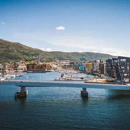 Apartamento Dining L Restaurants With Sea I Traveller & Workspace Bergen