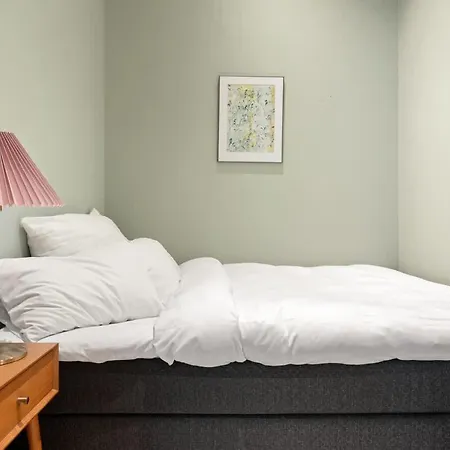 Dining L Restaurants With Sea I Traveller & Workspace Daire