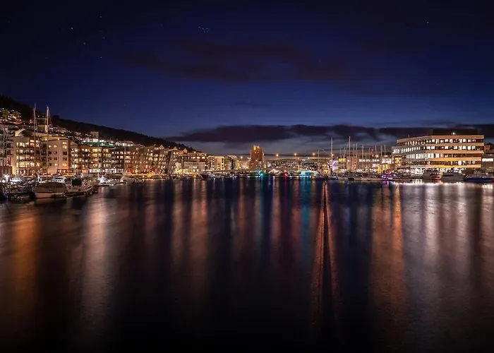 Apartment Dining L Restaurants With Sea I Traveller & Workspace