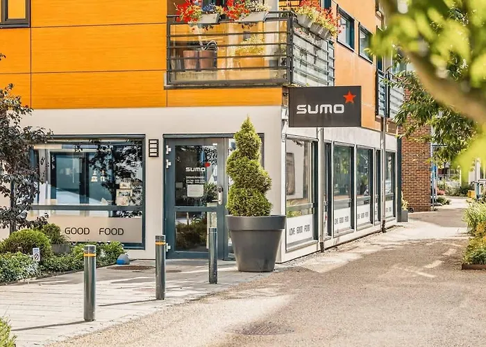 Апартаменти Dining L Restaurants With Sea I Traveller & Workspace