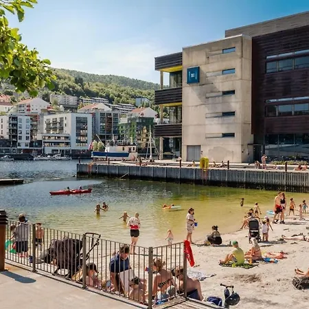 Dining L Restaurants With Sea I Traveller & Workspace Apartment Bergen