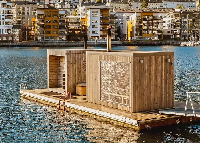 Dining L Restaurants With Sea I Traveller & Workspace