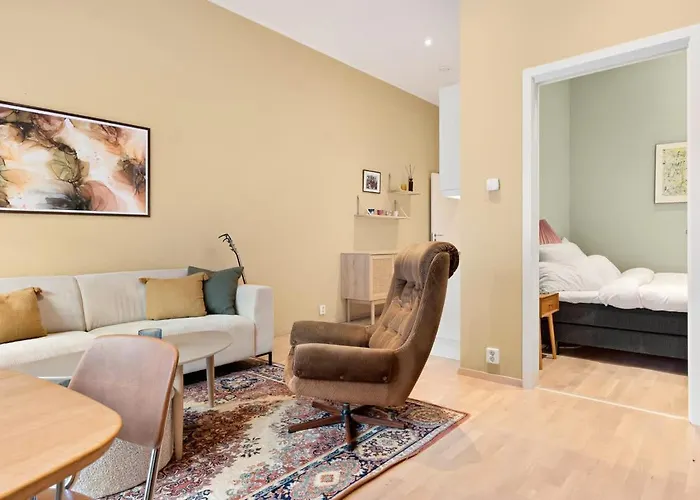 Dining L Restaurants With Sea I Traveller & Workspace Bergen